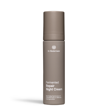 Flasche Fermented Repair Night Cream von Dr. Niedermaier