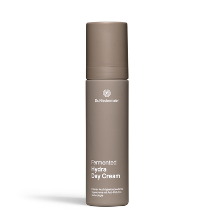 Flasche Fermented Hydra Day Cream von Dr. Niedermaier